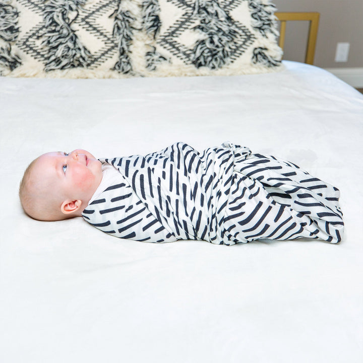 Kaffle Swaddle Blanket - Ink Strokes