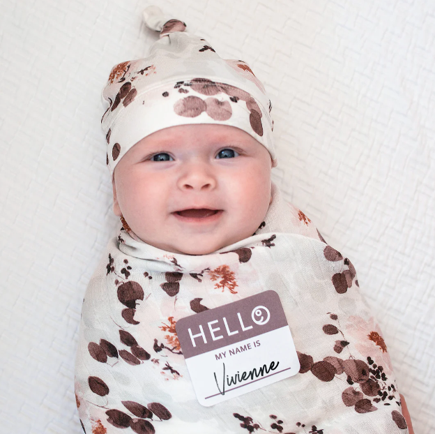 Hello World Blanket & Knotted Hat Set