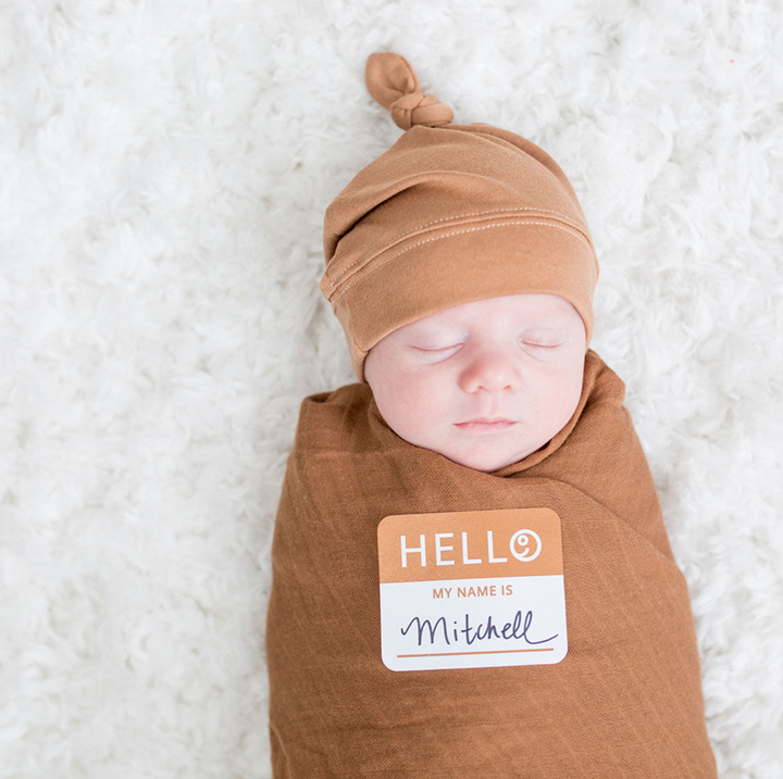 Hello World Blanket & Knotted Hat Set