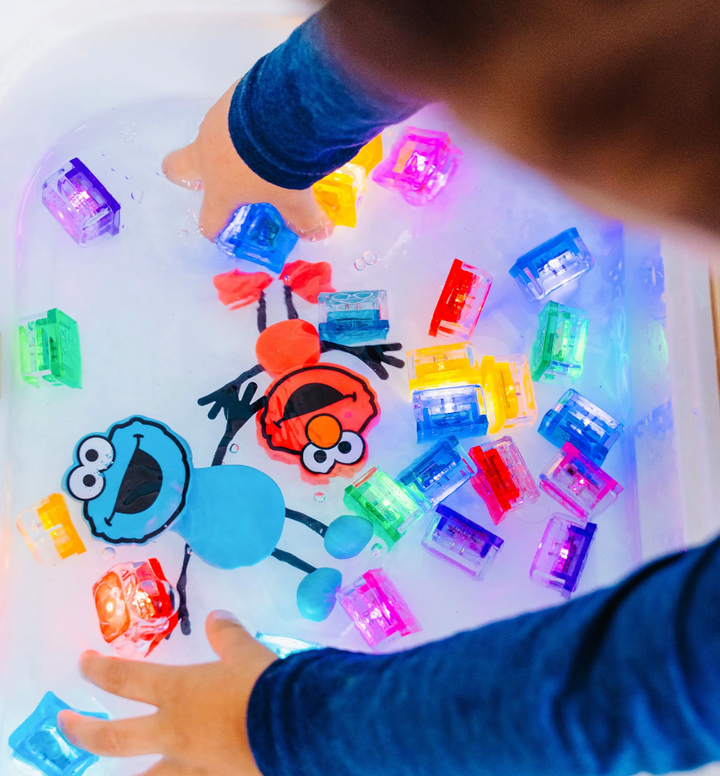 Sesame Street - Light Up Cubes and Character Bundle