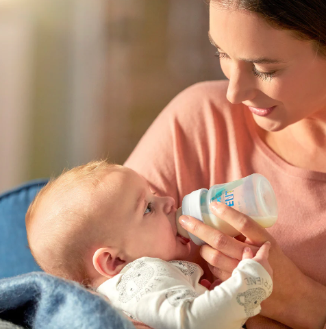 Anti-Colic Baby Bottle with Air Free Vent Starter Set